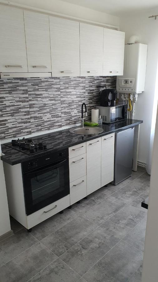 Fim Apartament Daire Hunedoara Dış mekan fotoğraf