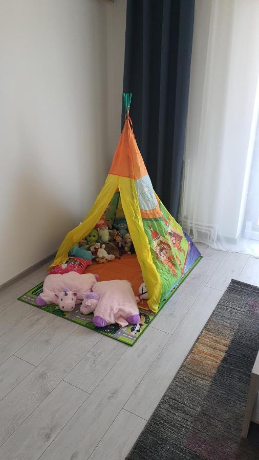 Fim Apartament Daire Hunedoara Dış mekan fotoğraf