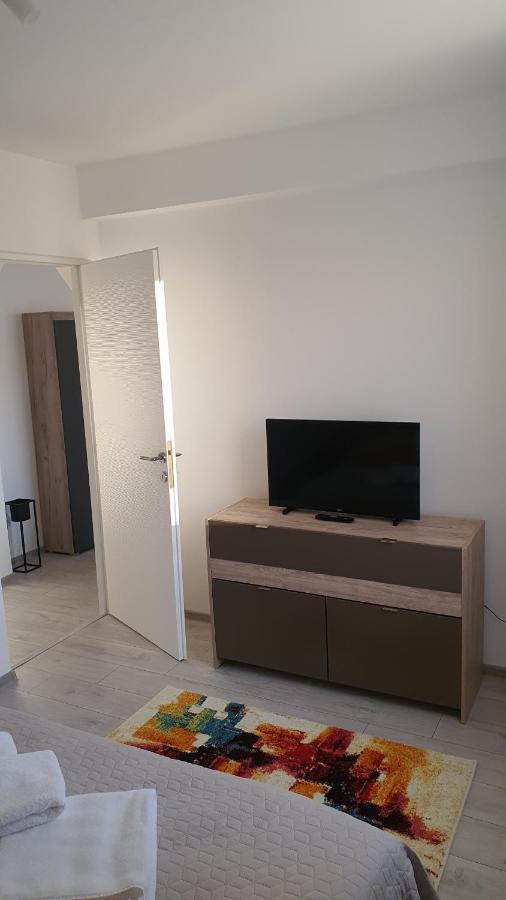 Fim Apartament Daire Hunedoara Dış mekan fotoğraf